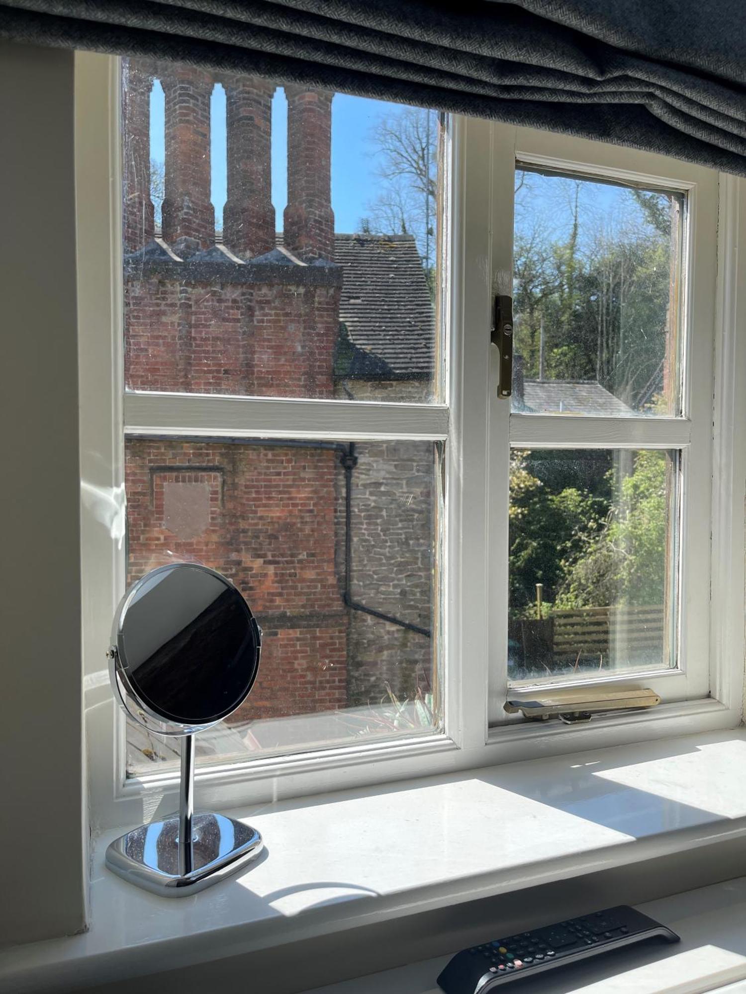 The Charlton Arms Bed & Breakfast Ludlow Ngoại thất bức ảnh
