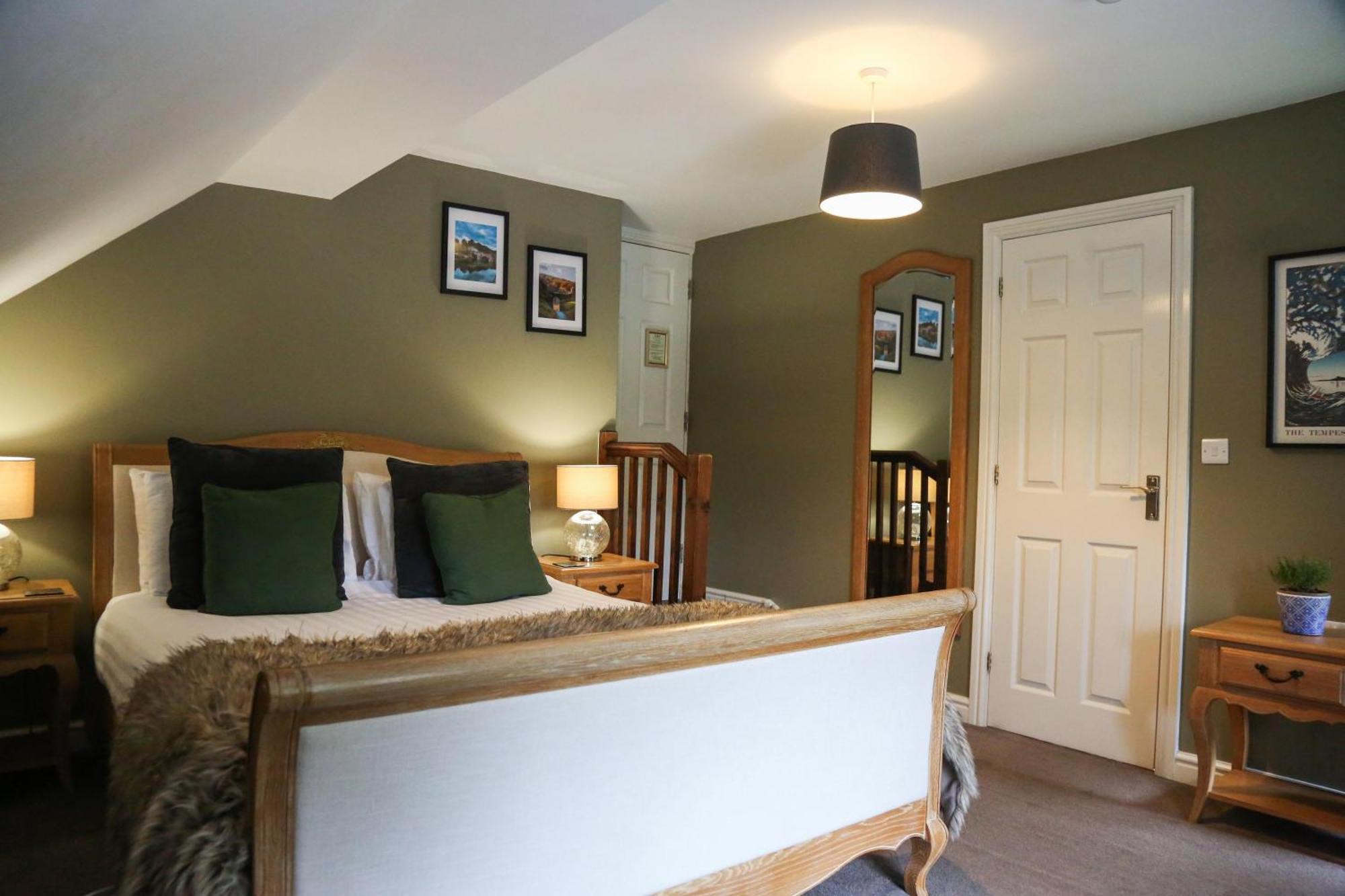 The Charlton Arms Bed & Breakfast Ludlow Ngoại thất bức ảnh