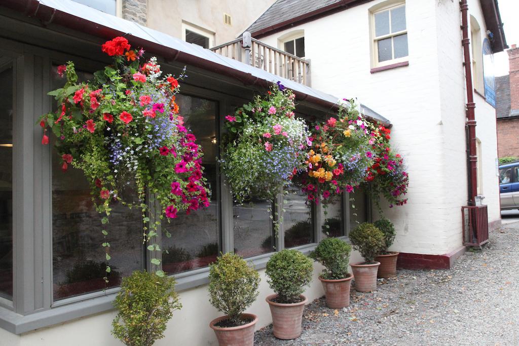 The Charlton Arms Bed & Breakfast Ludlow Ngoại thất bức ảnh